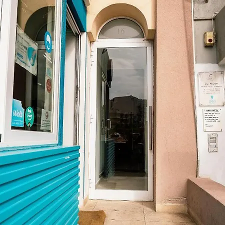 Scenic Seafront Duplex In Apartman